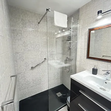 Campo La Vega Apartment Oviédo